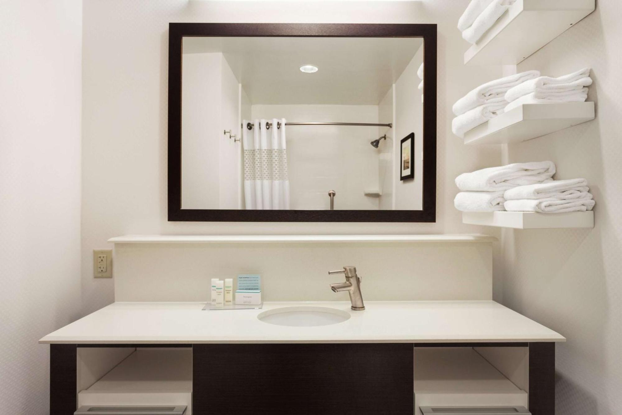 Hampton Inn Burlington - Colchester Luaran gambar